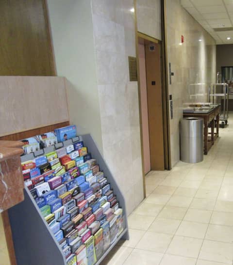 Ramada by Wyndham Los Angeles/Koreatown West — photo 3