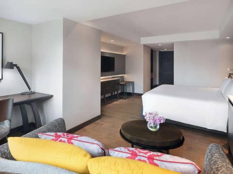 Mercure Bangkok Sukhumvit 11 — photo 3