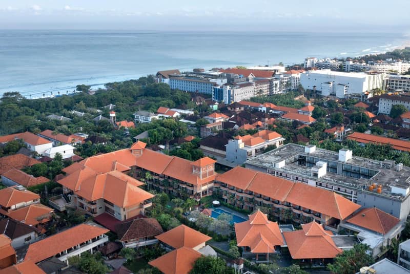 Adi Dharma Hotel Kuta — building