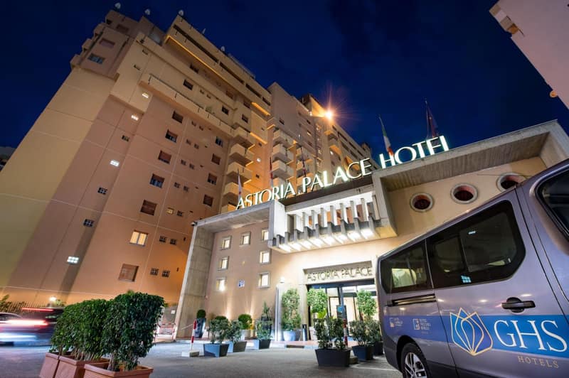 Astoria Palace Hotel — building