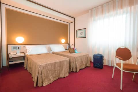 Astoria Palace Hotel — photo 4