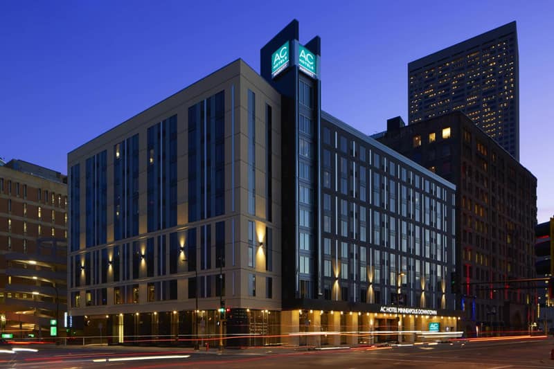 AC Hotel by Marriott Minneapolis Downtown — building