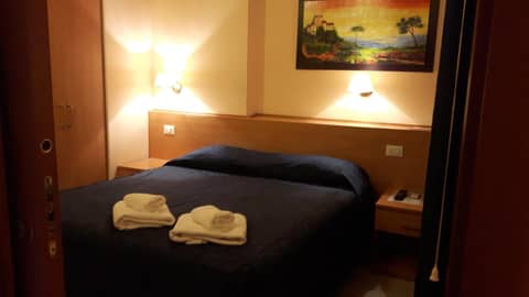 Double or Twin Room - Separate Building — the supplier's photographs — photo 1