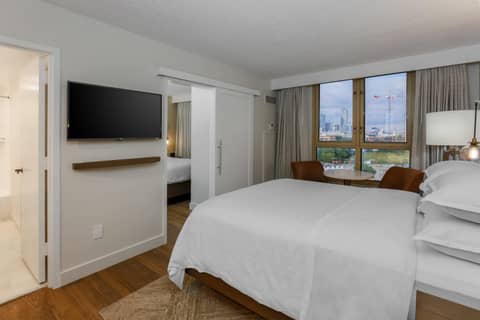 Sheraton Suites Market Center Dallas — photo 2