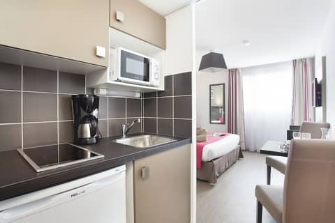 Appart Hotel Odalys City Marseille Le Dôme — hotel room