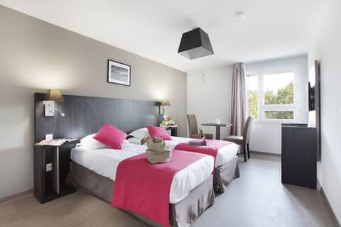Appart Hotel Odalys City Marseille Le Dôme — hotel room