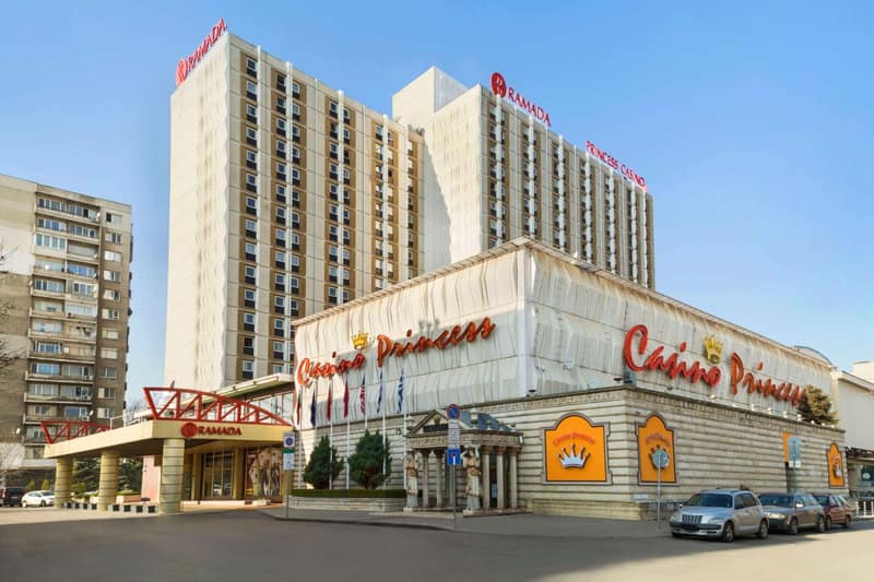 Ramada by Wyndham Sofia City Center — building