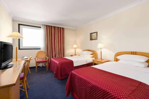 Ramada by Wyndham Sofia City Center — photo 2