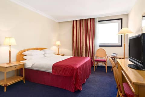 Ramada by Wyndham Sofia City Center — photo 7