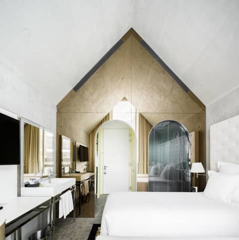 M Social Hotel Singapore — hotel room