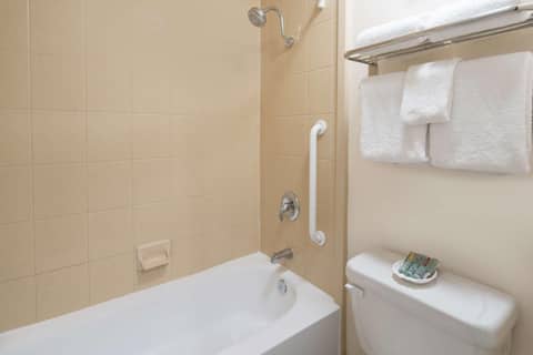 Best Western San Diego/Miramar Hotel — photo 9