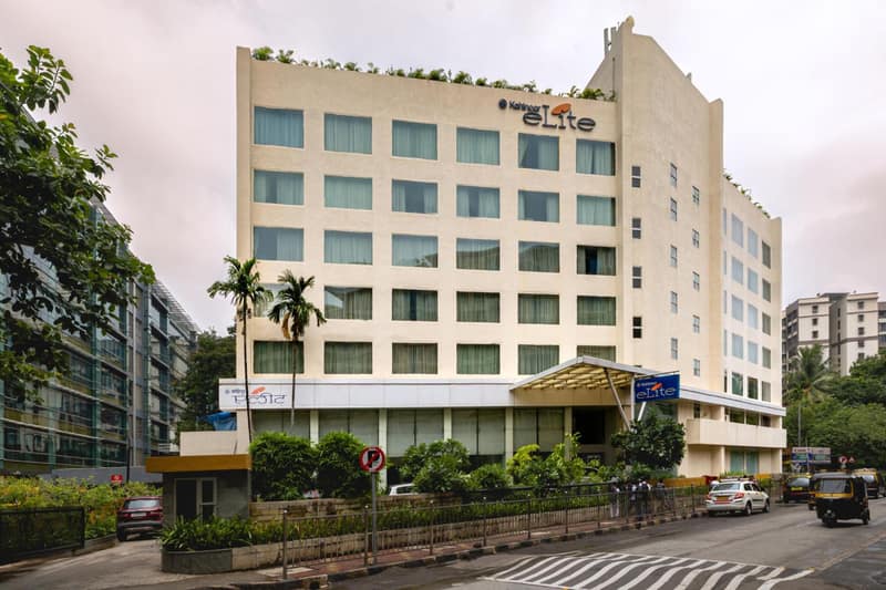 Hotel Kohinoor Elite near BKC — building