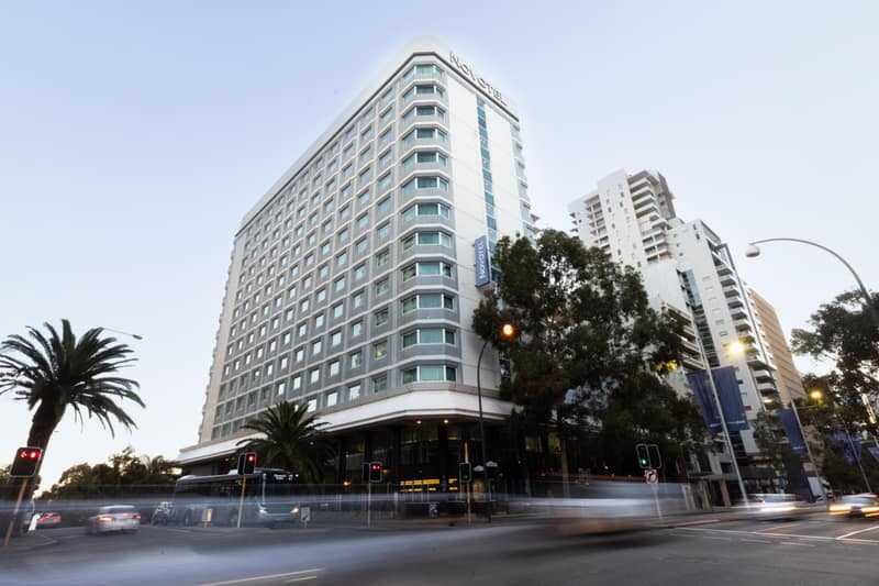 Novotel Perth Langley — building