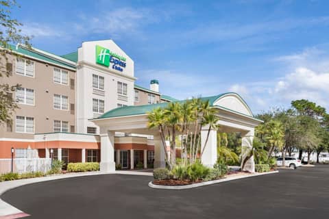 Holiday Inn Express & Suites Sarasota East by IHG — photo 2
