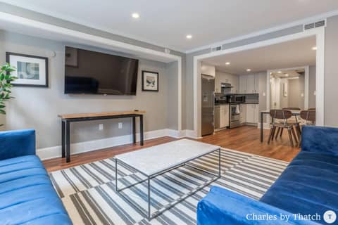 J Miller Flats by Thatch — photo 2