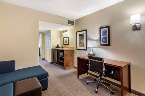 Comfort Inn & Suites Virginia Beach - Norfolk Airport — photo 7
