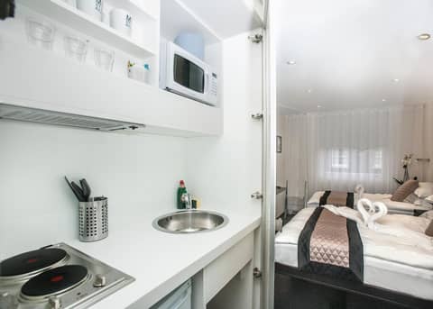 NOX Golders Green — kitchen