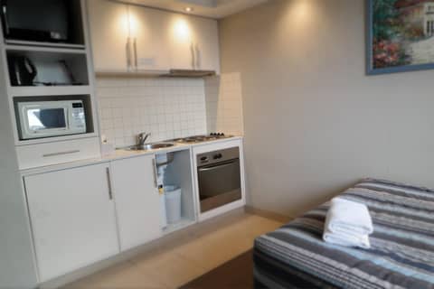 Parkville Place Serviced Apartments — photo 4