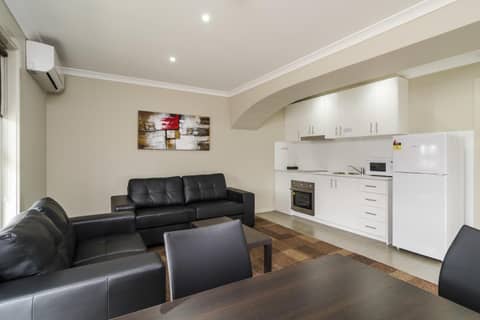 Parkville Place Serviced Apartments — photo 8