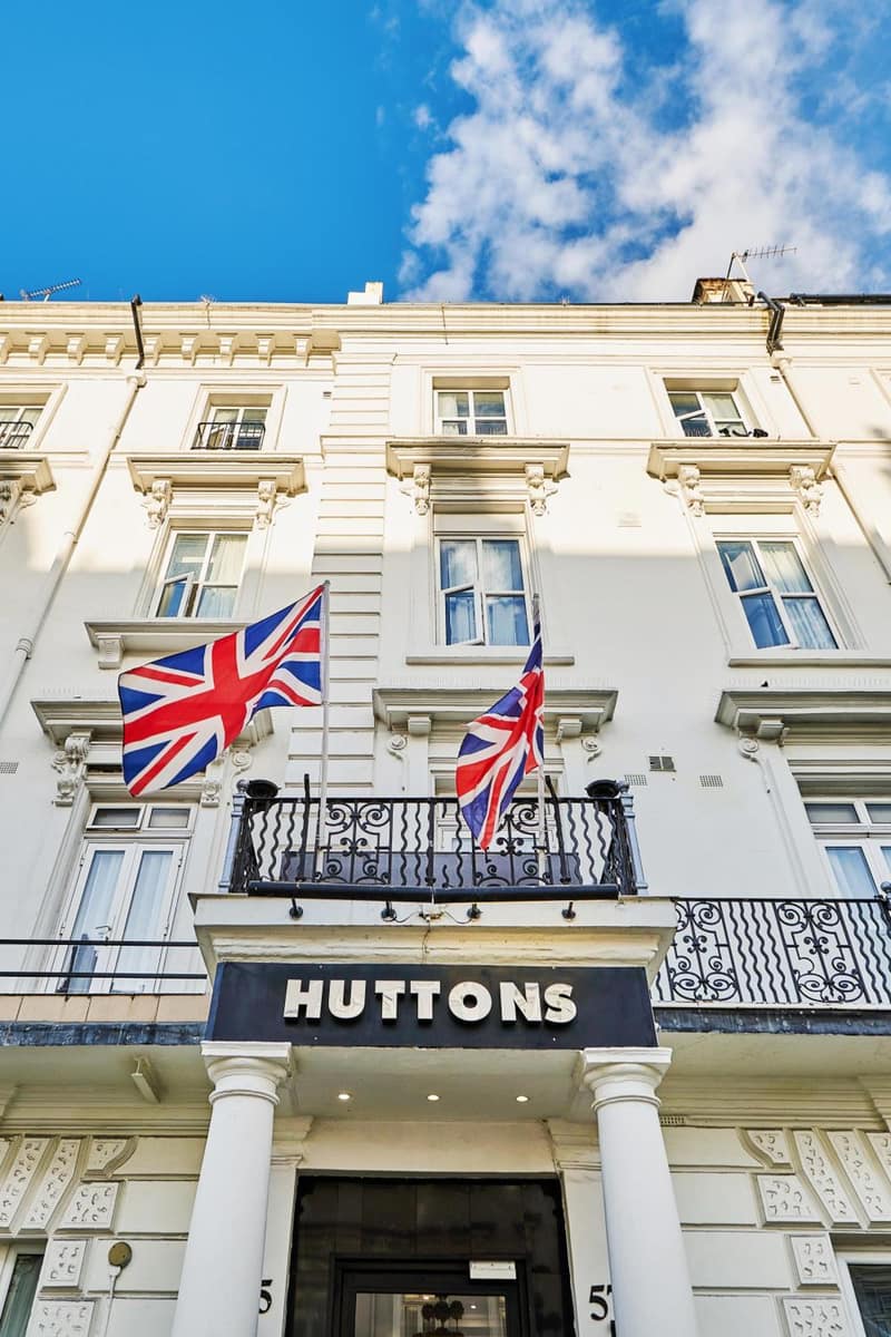 Huttons Hotel, Victoria London — building