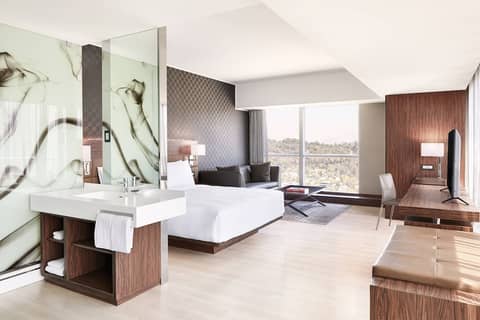 AC Hotel by Marriott® Santiago Cenco Costanera — photo 3