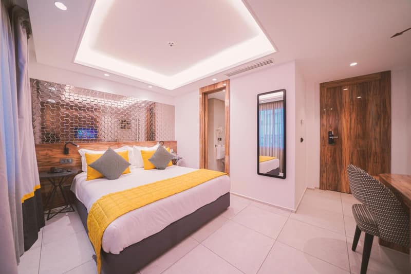 Oum Palace Hotel & Spa — hotel room
