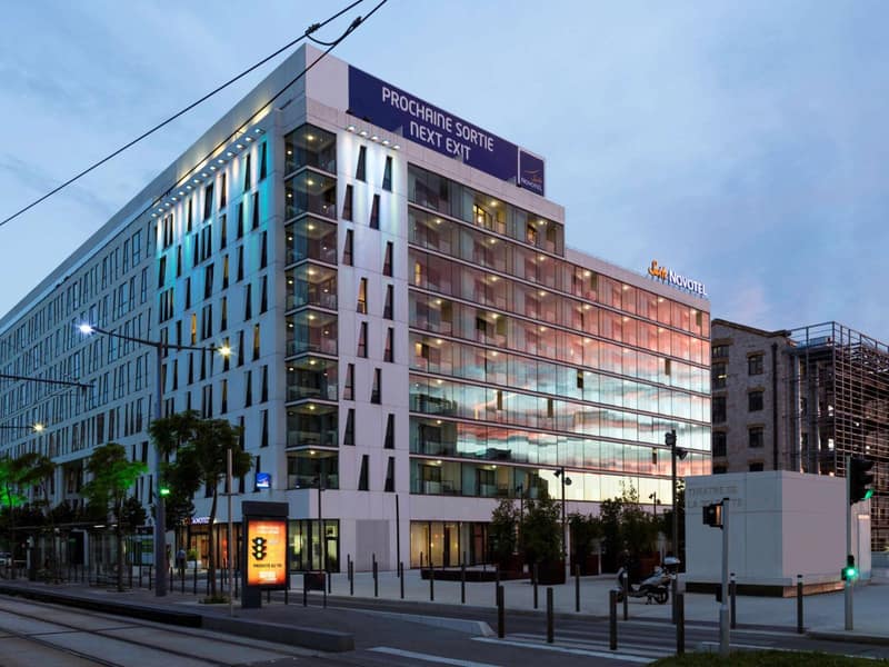Novotel Suites Marseille Centre Euromed — building