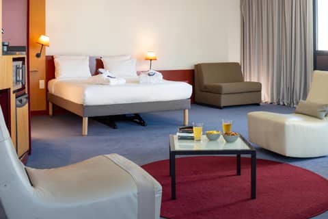 Novotel Suites Marseille Centre Euromed — photo 6