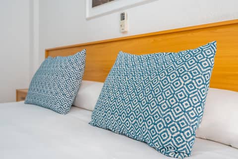 Hostal RR Feria by Beleret — bedroom