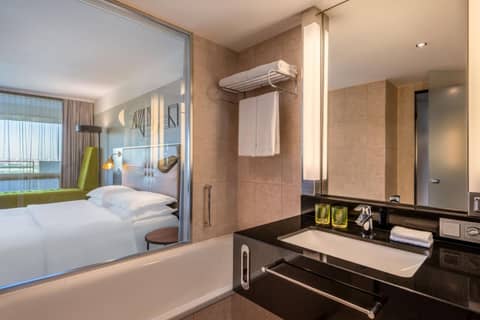 Four Points by Sheraton Munich Arabellapark — photo 6