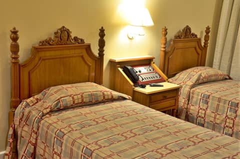 Hotel Castelar — hotel room