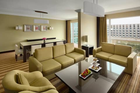 Crowne Plaza Jeddah by IHG — photo 3