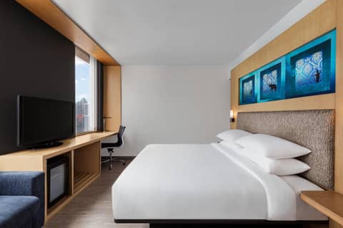 Aloft by Marriott Bangkok Sukhumvit 11 — photo 5