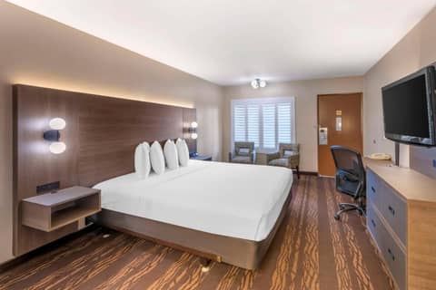 Best Western Plus Stovall's Inn — photo 8