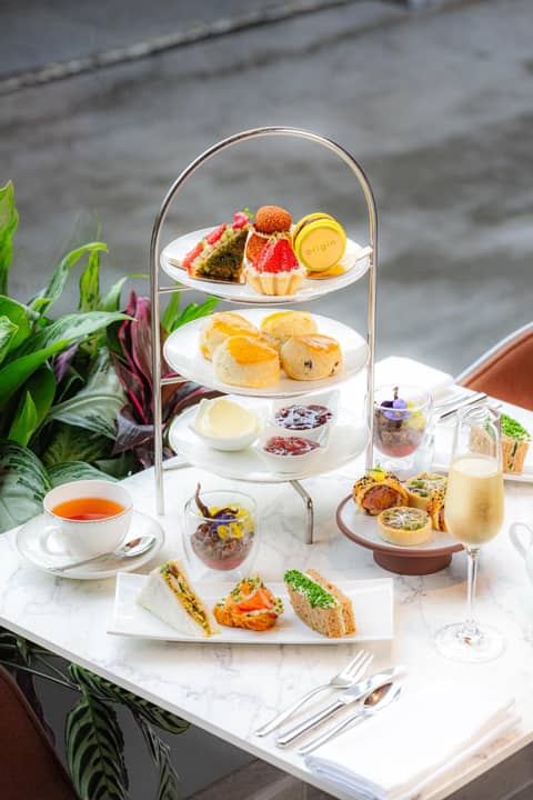 Royal Garden Hotel — breakfast buffet
