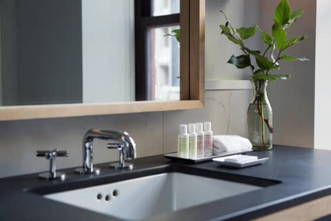 Kimpton Schofield Hotel by IHG — photo 3