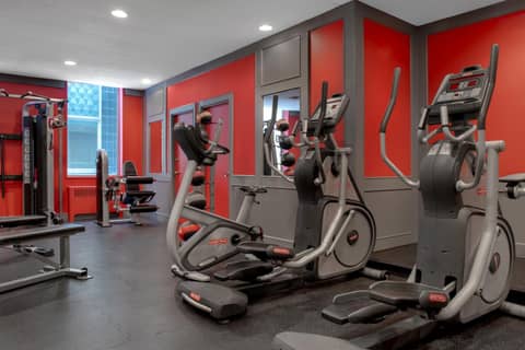 Ramada Plaza by Wyndham Calgary Downtown — photo 4
