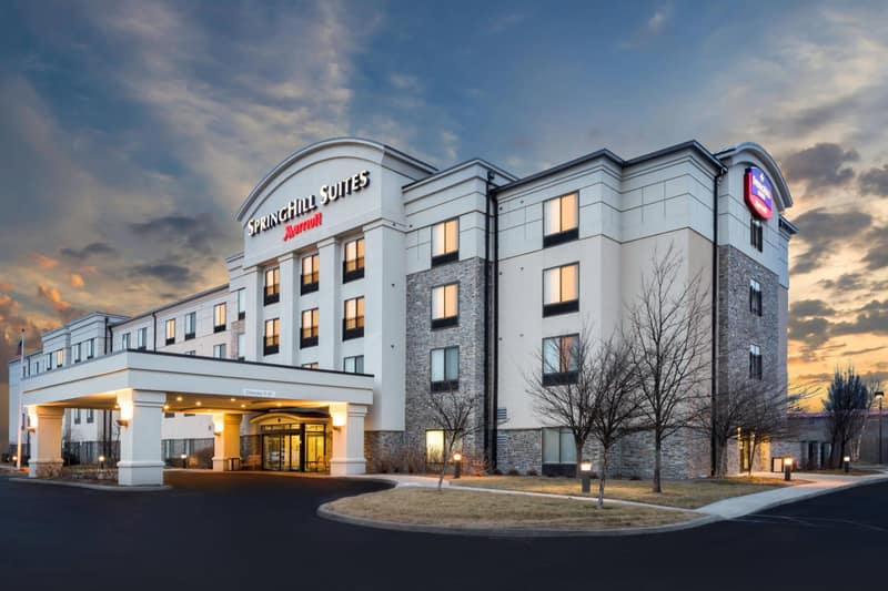 SpringHill Suites Indianapolis Fishers — building