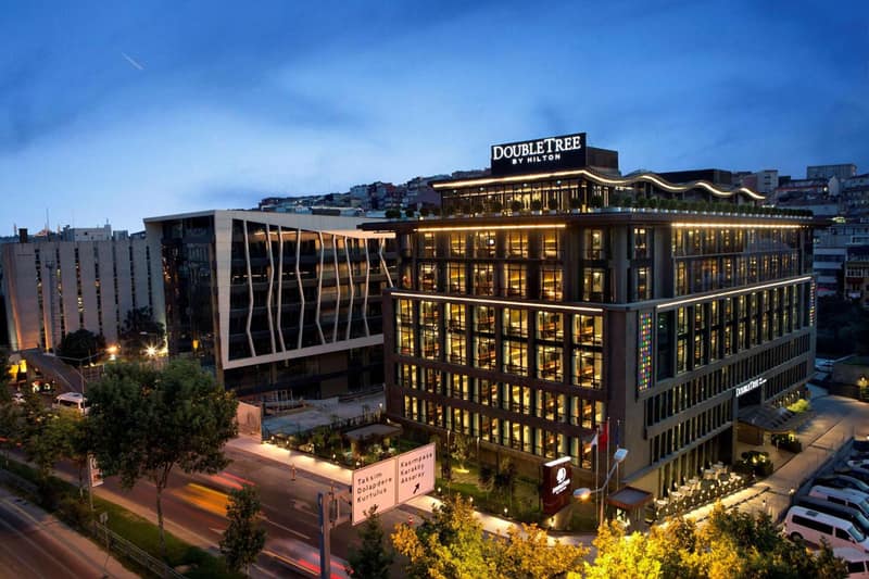 DoubleTree by Hilton Istanbul - Piyalepasa — building
