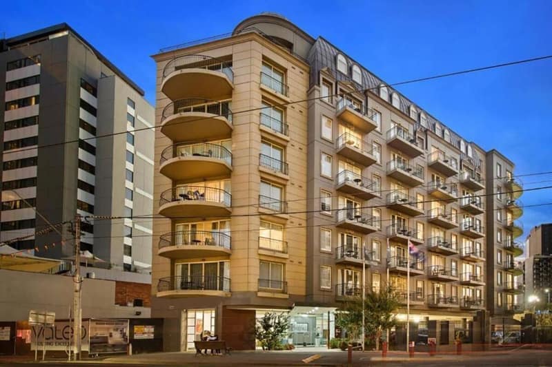 South Yarra Central Apartment Hotel — building