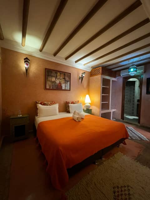Riad Andalla — hotel room