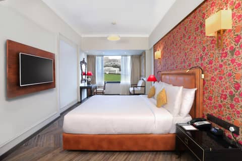 The Ambassador, Marine Drive, Mumbai — hotel room