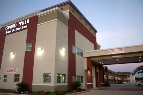 Grand Villa Inn and Suites Westchase/Chinatown — photo 2