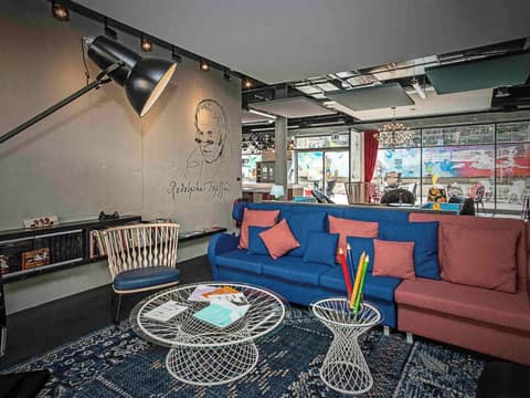 ibis Styles Genève Carouge — photo 5