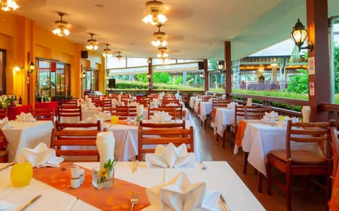Horizon Karon Beach Resort & Spa — dining