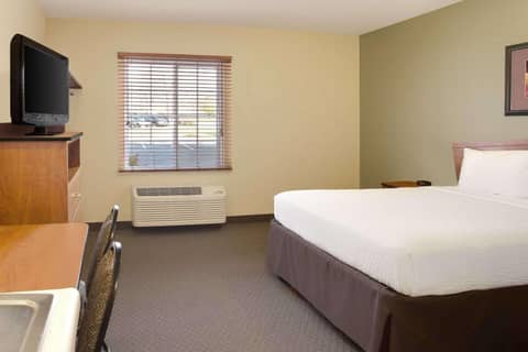 WoodSpring Suites Richmond West I-64 — photo 4