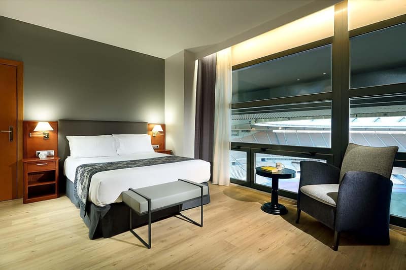 Exe Isla Cartuja — bedroom