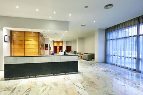 Exe Isla Cartuja — recepcion & lobby