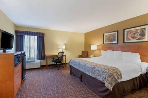 Best Western Louisville East Inn & Suites — photo 3