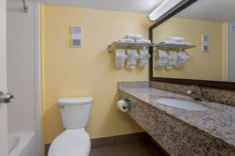 Best Western Louisville East Inn & Suites — photo 6